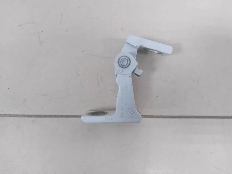 Петля двери задней левой верхняя Skoda Rapid 2012-2020