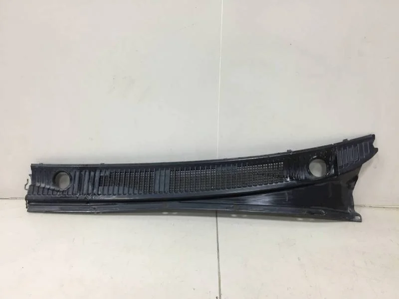 Решетка стеклооч. (планка под лобовое стекло, жабо) Toyota Land Cruiser (J100) 1998-2007