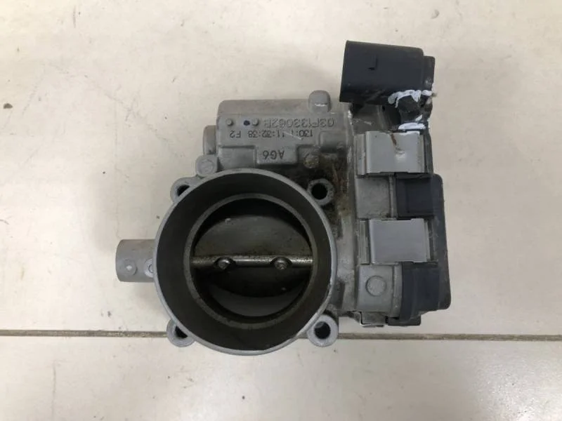 Заслонка дроссельная электрическая Skoda Rapid 2012-2020