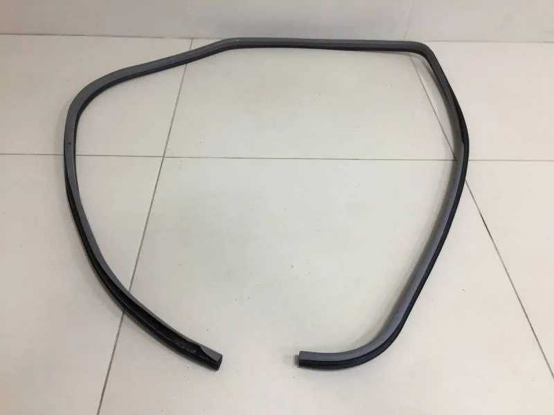 Уплотнитель проема двери задней левой Chevrolet Lacetti (J200) 2003-2013