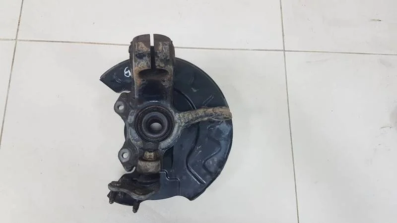 Кулак поворотный передний правый Skoda Rapid 2012-2020