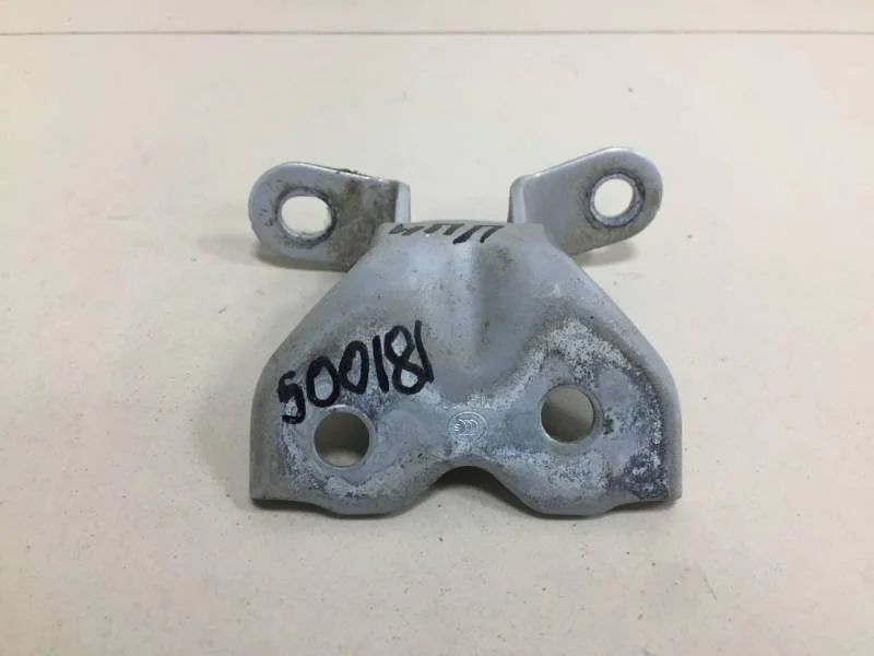 Петля двери передней правой нижняя Kia Rio 3 (UB) 2011-2017