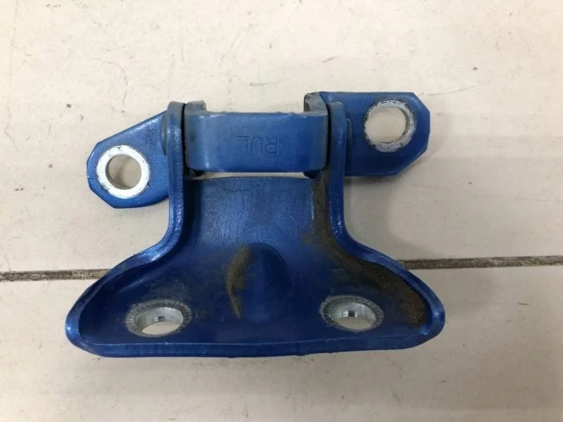 Петля двери задней левой верхняя Hyundai i30 (FD) 2007-2012