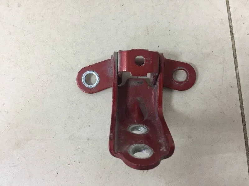 Петля двери задней правой нижняя Hyundai Solaris 2010-2017