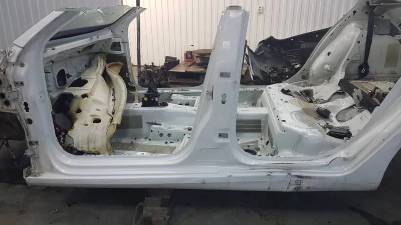 Порог со стойкой левый Skoda Octavia (A7) 2013>