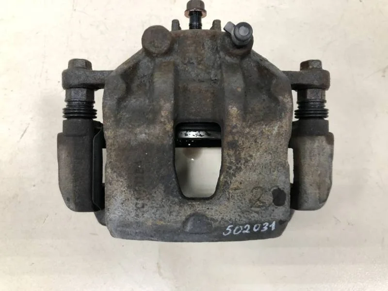 Суппорт передний левый Hyundai Solaris 2010-2017