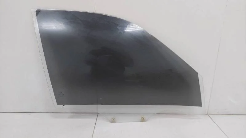 Стекло двери передней правой Hyundai Accent (LC, Tagaz) 2000-2012