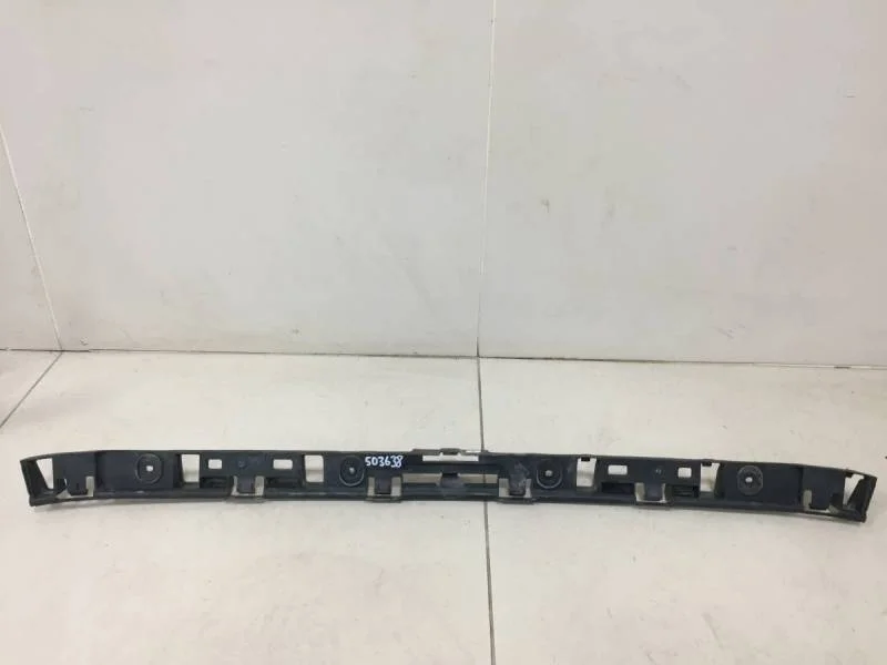 Кронштейн заднего бампера Volkswagen Jetta (5K) 2011>