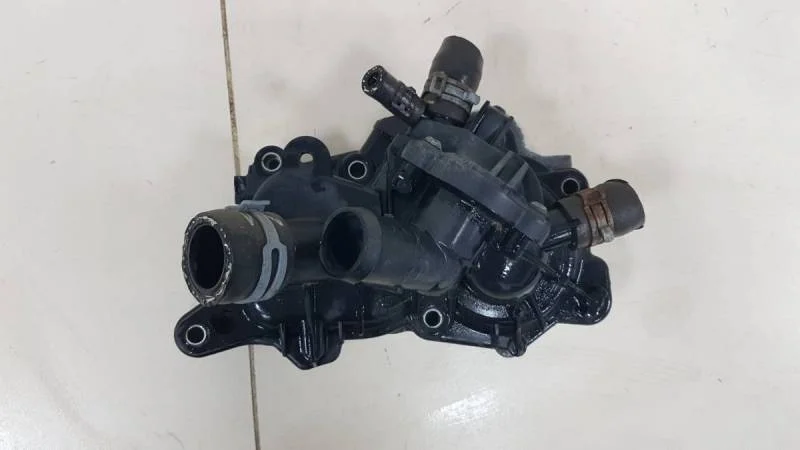 Насос водяной (помпа) Skoda Rapid 2012-2020