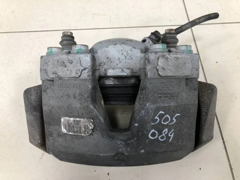 Суппорт передний правый Audi A6 (C7) 2011>