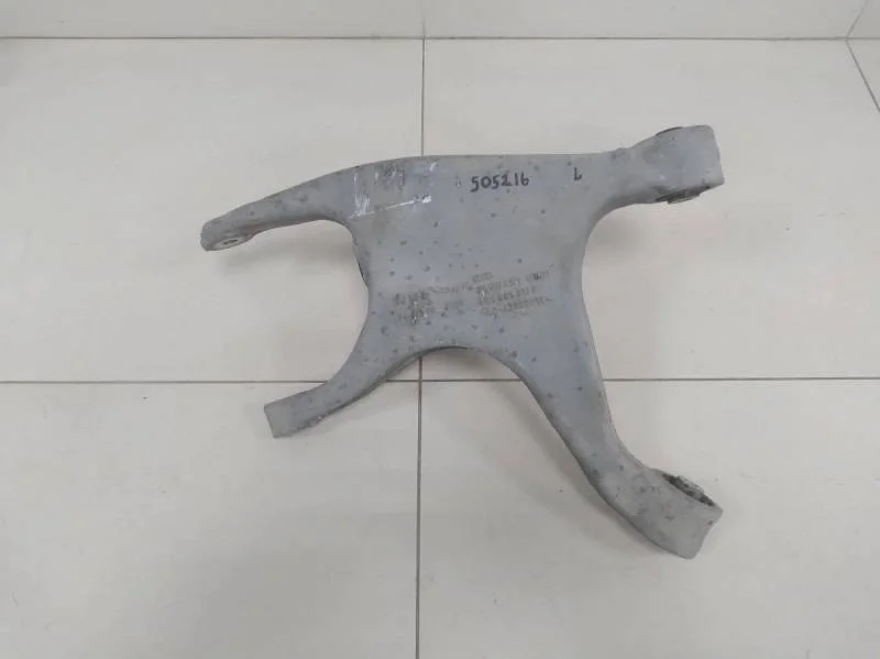 Рычаг задний нижний левый Audi A6 (C7) 2011>