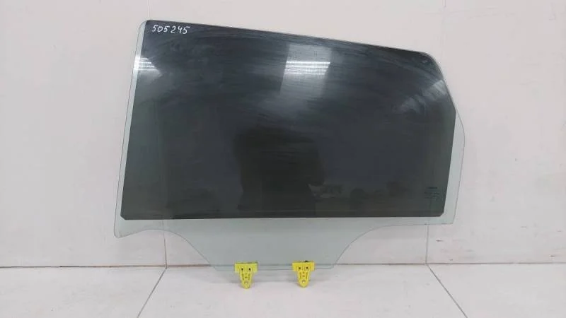 Стекло двери задней левой Nissan Qashqai (J10) 2006-2013