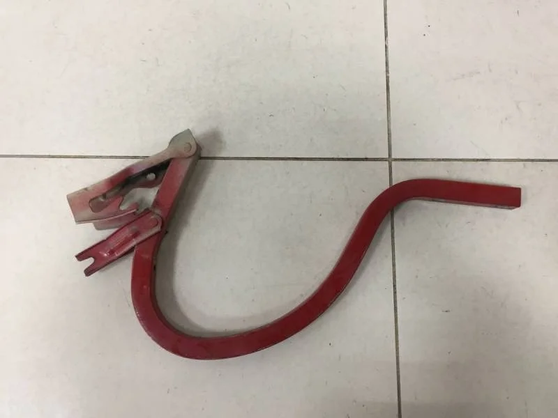 Петля крышки багажника Chevrolet Lacetti (J200) 2003-2013