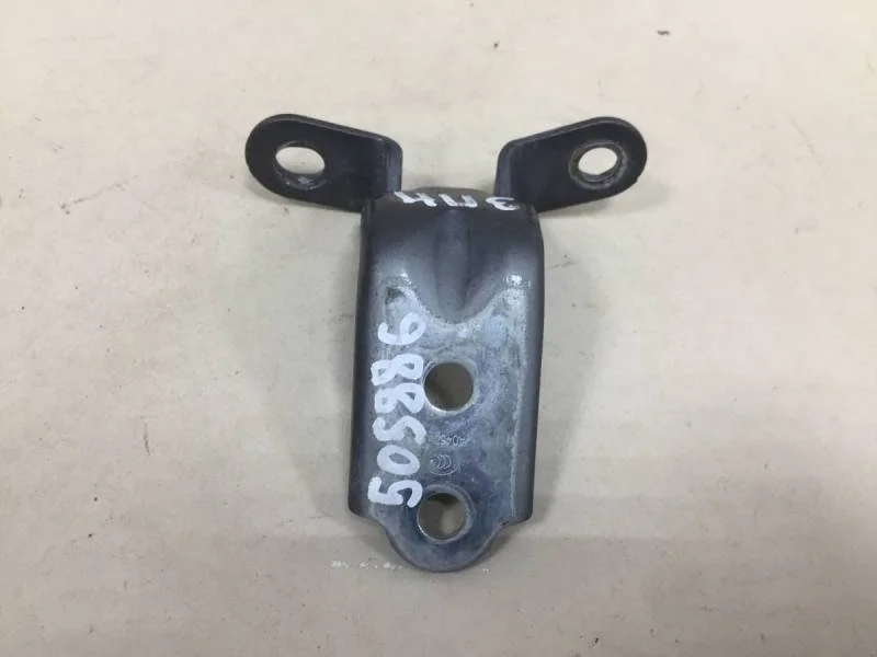 Петля двери задней правой нижняя Hyundai Solaris 2010-2017