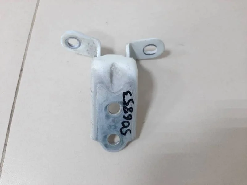 Петля двери задней левой нижняя Hyundai Solaris 2010-2017