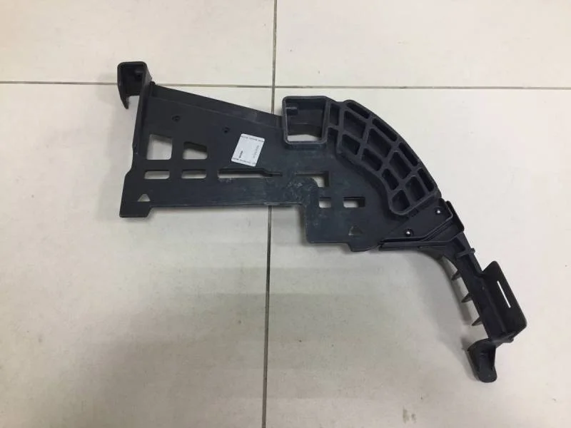 Кронштейн переднего бампера левый Hyundai Tucson (JM) 2004-2010