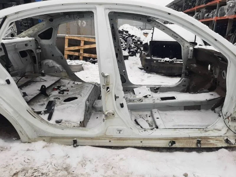 Порог со стойкой правый Nissan Almera 3 (G11, G15) 2012>