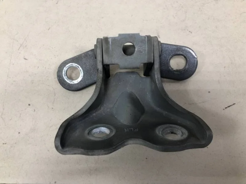 Петля двери передней правой нижняя Kia Rio 3 (UB) 2011-2017