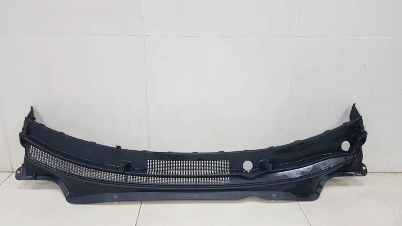 Решетка стеклооч. (планка под лобовое стекло, жабо) Kia Rio X-Line 2017>