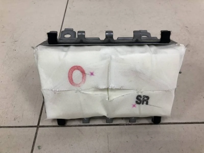 Подушка безопасности пассажирская (в торпедо) Toyota Rav 4 (A30) 2006-2013