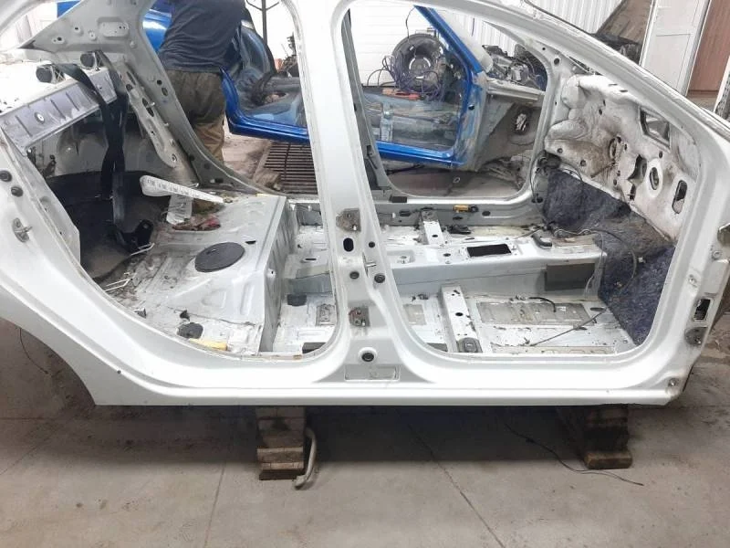 Порог со стойкой правый Renault Logan (2) 2014>