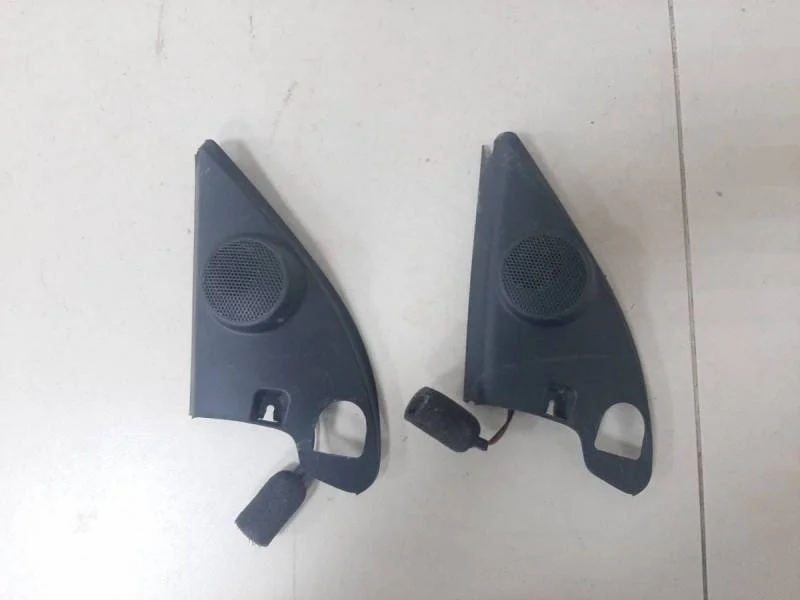 Крышка зеркала внутренняя левая Skoda Rapid 2012-2020