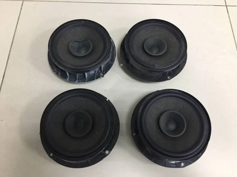 Динамик Volkswagen Polo (Sed RUS) 2011>