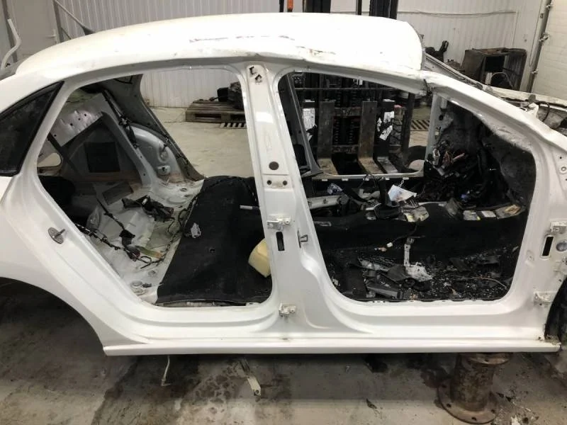 Порог со стойкой правый Volkswagen Polo (Sed RUS) 2011>