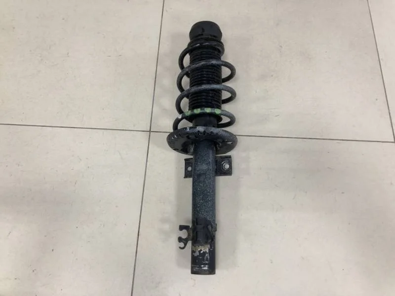 Амортизатор передний Volkswagen Polo (Sed RUS) 2011>