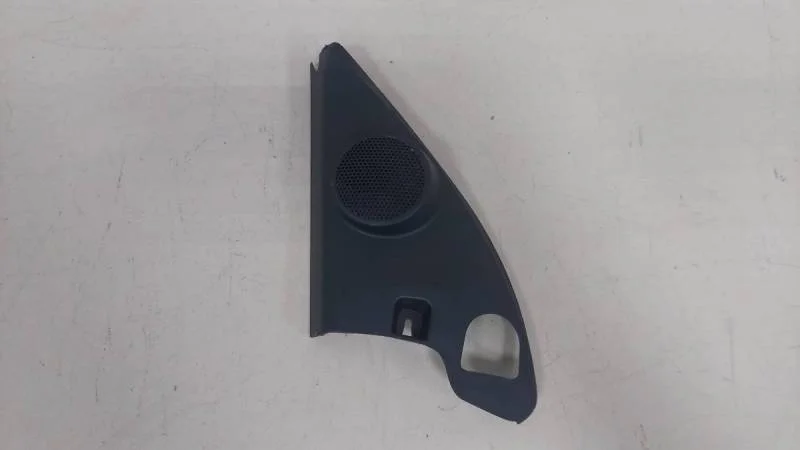 Крышка зеркала внутренняя левая Skoda Rapid 2012-2020