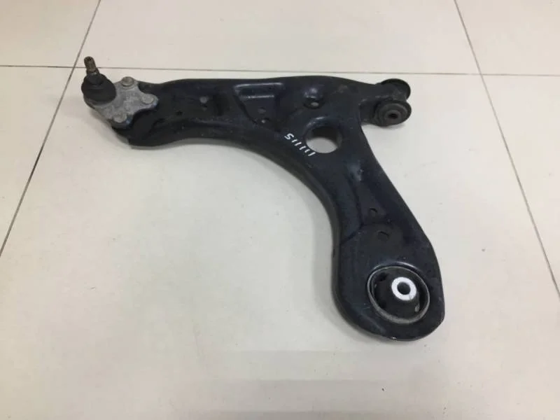 Рычаг передний левый Skoda Rapid 2012-2020