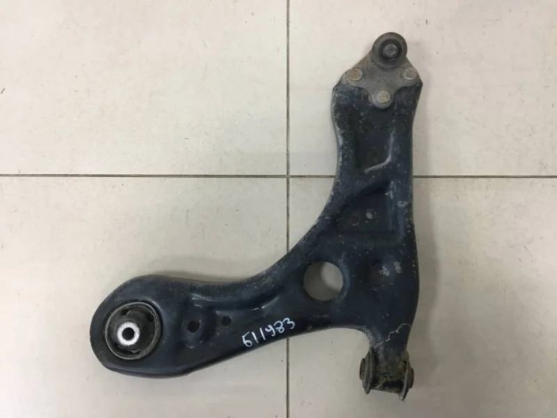 Рычаг передний левый Skoda Rapid 2012-2020