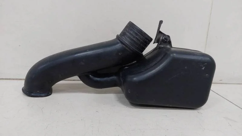 Резонатор воздушного фильтра Skoda Rapid 2012-2020