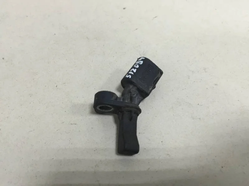 Датчик ABS задний левый Skoda Rapid 2012-2020