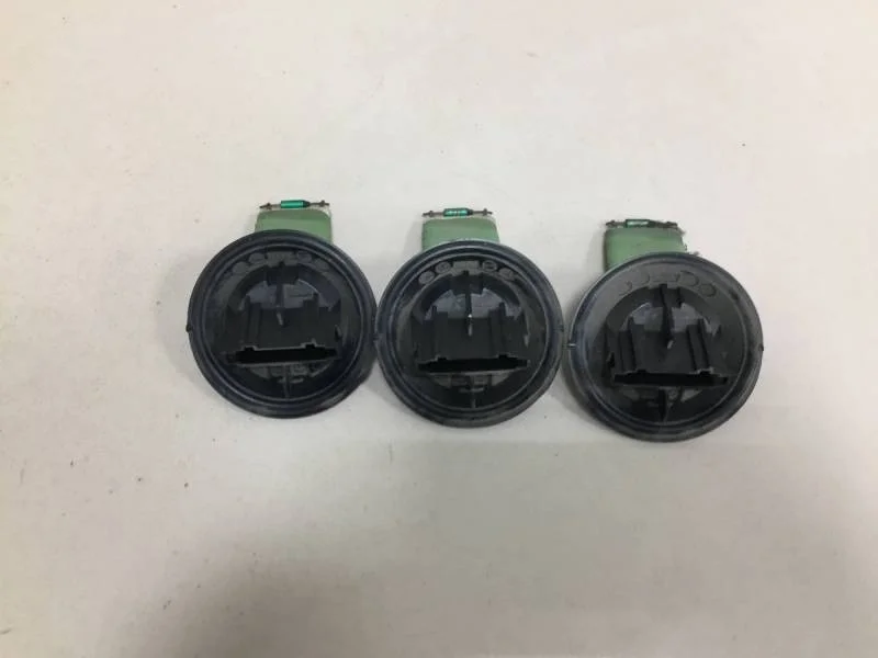 Резистор отопителя Skoda Rapid 2012-2020