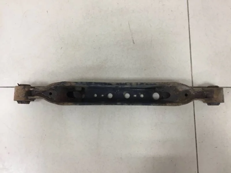 Рычаг задний поперечный Nissan Qashqai (J10) 2006-2013