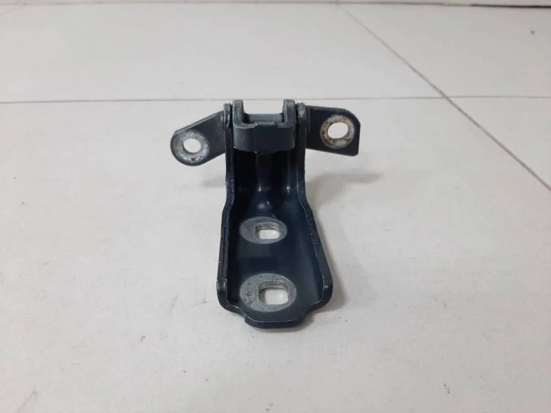 Петля двери задней правой нижняя Chevrolet Cruze (J300) 2009-2016