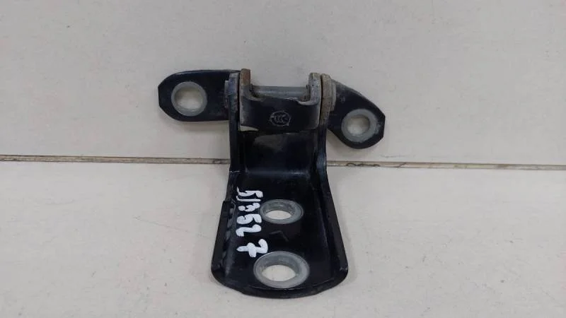 Петля двери задней левой нижняя Toyota Corolla E150 2006-2013