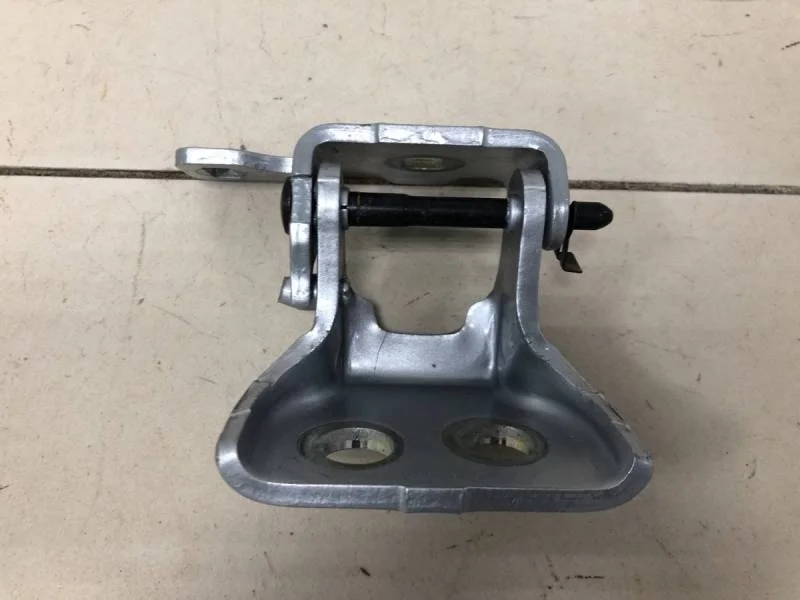 Петля двери задней правой верхняя Peugeot 408 2012>