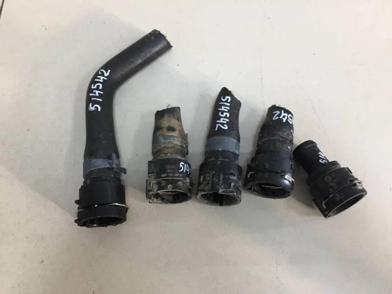 Фланец двигателя системы охлаждения Skoda Karoq 2017>