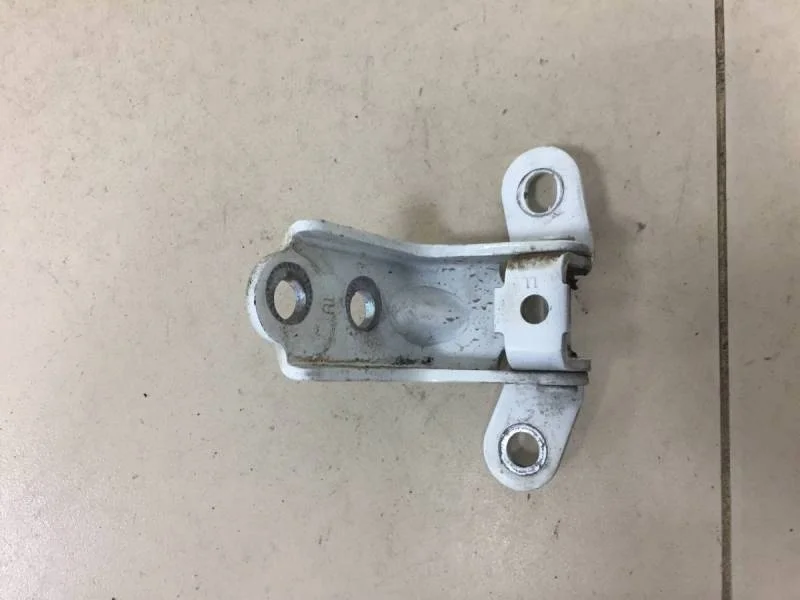 Петля двери задней левой нижняя Kia Rio 3 (UB) 2011-2017