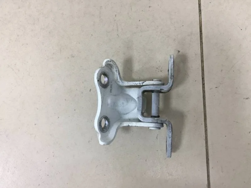 Петля двери задней правой верхняя Kia Rio 3 (UB) 2011-2017