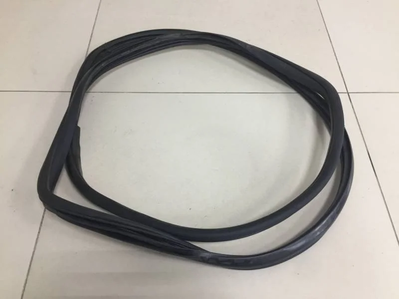 Уплотнитель проема двери передней правой Kia Ceed (JD) 2012-2018