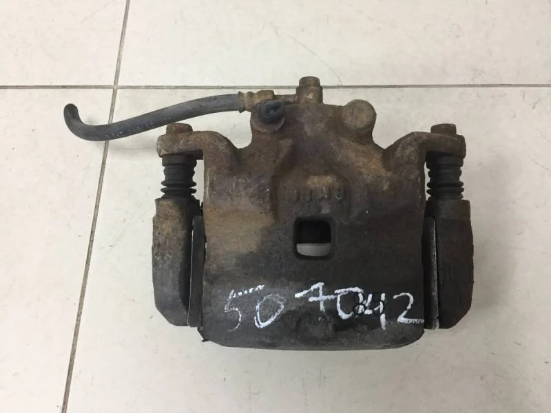 Суппорт передний правый Nissan Teana J32 2008-2013