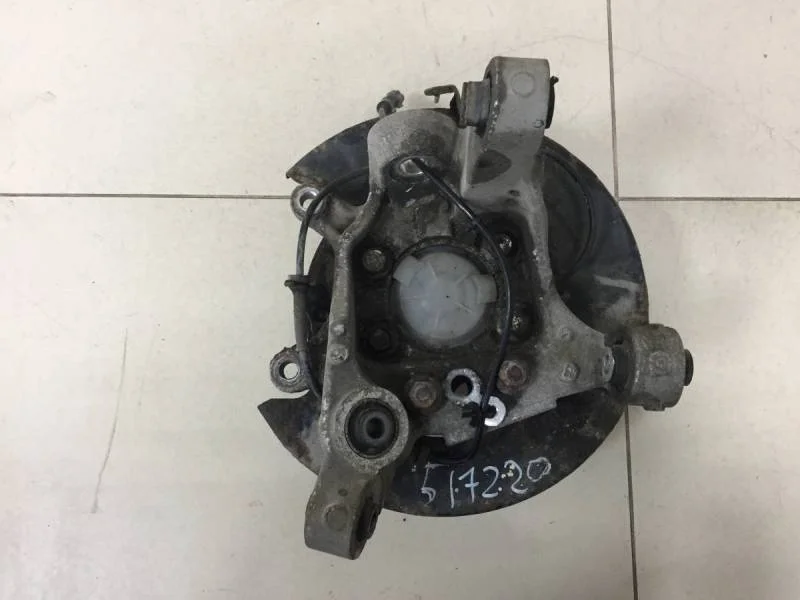 Кулак поворотный задний правый Nissan Teana J32 2008-2013