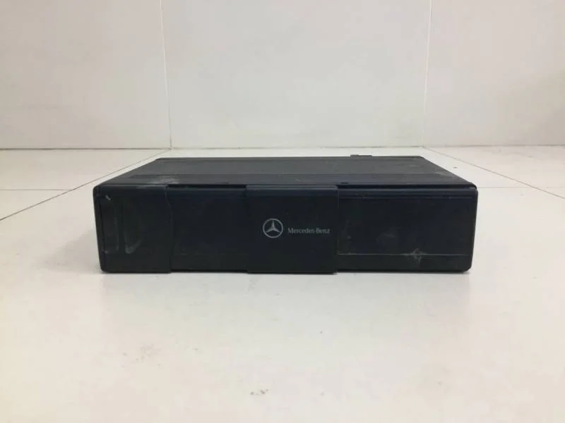 Ченджер компакт дисков Mercedes-Benz G-Class (W463) 1989>