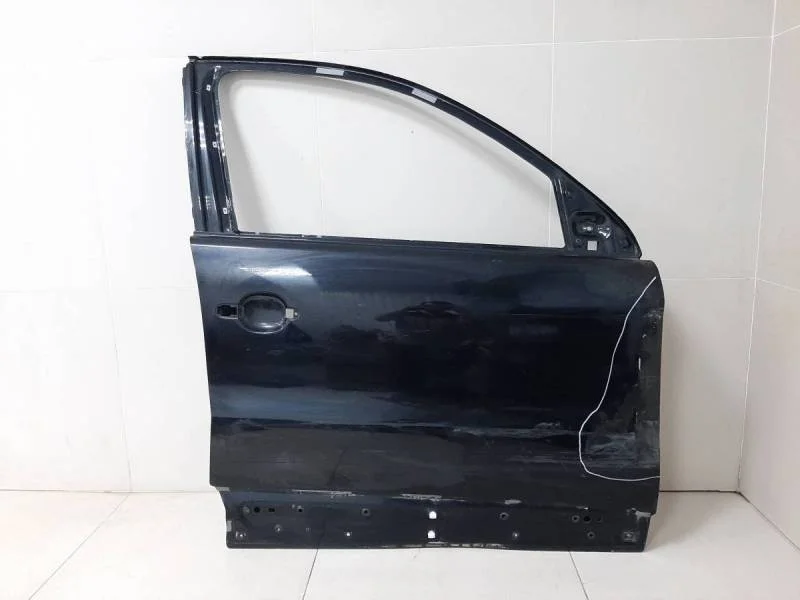Дверь передняя правая Volkswagen Tiguan (5N2) 2011-2016
