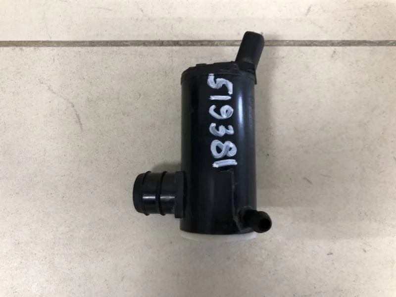 Насос омывателя Hyundai ix35 (LM) 2010-2015