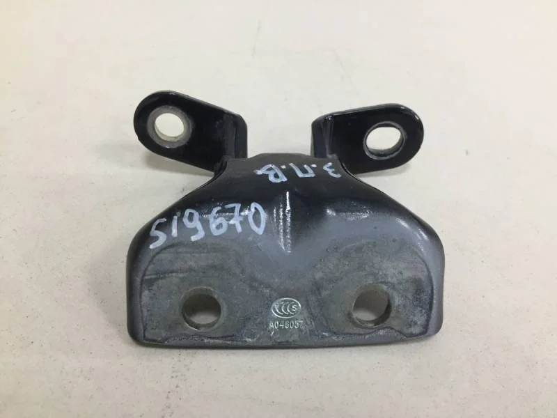 Петля двери задней правой верхняя Hyundai ix35 (LM) 2010-2015