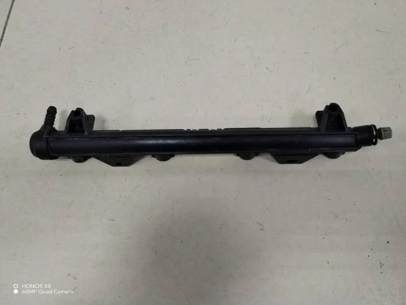 Рейка топливная (рампа) Volkswagen Polo (Sed RUS) 2011>